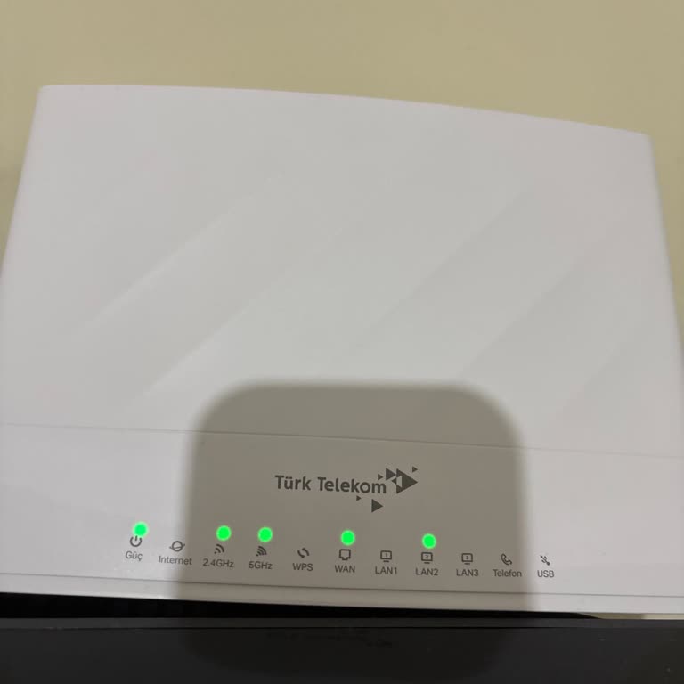 İnternetsiz Kalan İş Ve Günlük Hayat İçin Acil Çözüm Talebi