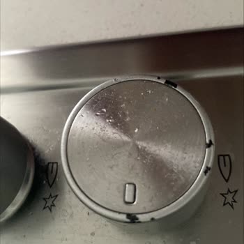 Düğme Soyulmasıyla Bozulan Ankastre Ocak İçin Ücretsiz Değişim Talebi