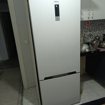 Regal Buzdolabımda Boya Dökülmesi Ve Tam Yeniden Değişim Talebi