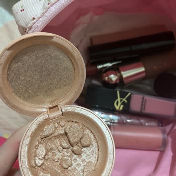 Rare Beauty Toz Aydınlatıcı Hızlı Kırıldı, Değişim Veya İade Talebi