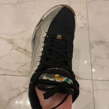 1,5 Ayda Yanlarından Açılan Nike Jordan Luka Ayakkabısının Ücret İadesi Talebi