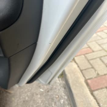 Yanıltıcı Rapor Ve Kaportaya Boya Kazıması