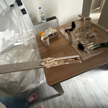 Teslimat Gecikmesi Ve Çekmece Raylarındaki Üretim Hatası