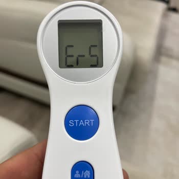 Er5 Hatası Nedeniyle Ateş Ölçer Kullanılamaz, Tamir Veya Değişim Talebi