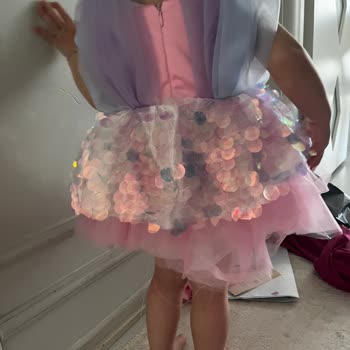 Kusurlu Çocuk Elbisesi İçin Hemen Tam İade