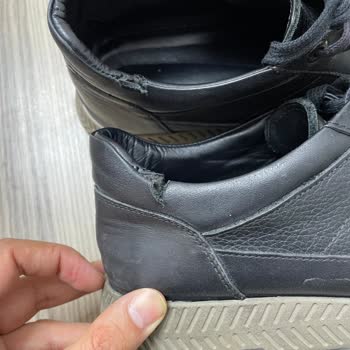 Ayakkabının Bilek Kısmı Deforme Ve İnceleme Fotoğraf Üzerinden Reddedildi