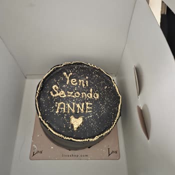 İki Kez Yanlış Pasta Gönderimi, İade Talebi