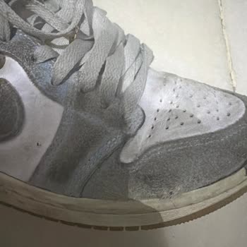 Fiş Sorunu Ve Üç Ayda Yırtılan 10.000 TL’lik Nike Ayakkabı, Mağaza Yardımcı Olmuyor