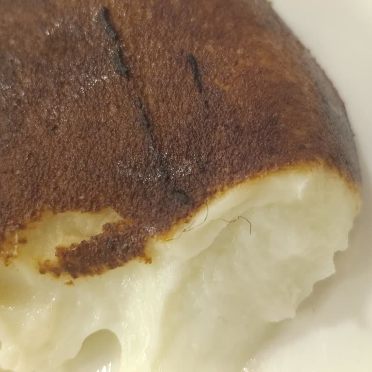 Kazandibinde Tavuk Tüyü Bulunması - Hijyen İhlali Ve Personelin Çözüm Sunmaması