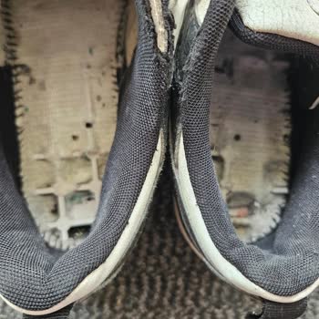 Ayakkabının İç Tabanı Bir Ayda Eridi, Ücret İadesi Ve Değişim Talebimiz Reddedildi