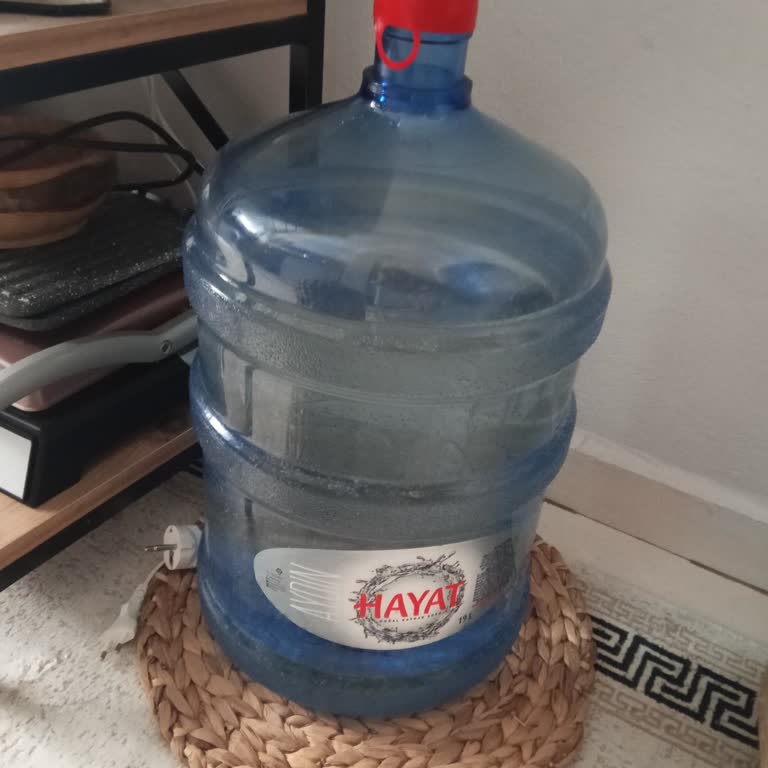 Damacana Suyunda Plastik Kokusu Ve Müşteri Hizmetlerine Ulaşılamama