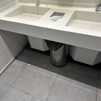 Alpet Akaryakıt İstasyonunda Kirli Tuvalet Ve Umursamaz Çalışanlar