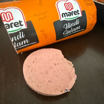 A101'den Maret Hindi Salamının İçinden Mavi Poşet Çıktı