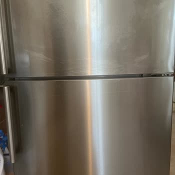 Siemens Buzdolabı Kapak Paslanması İçin Üretim Hatası İddiası Ve Ücretsiz Değişim Talebi