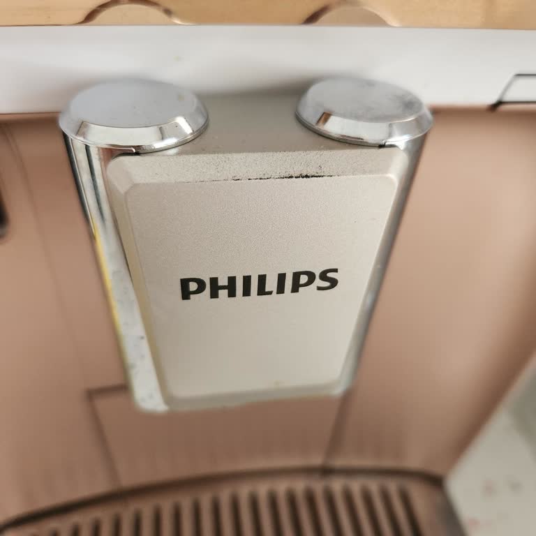 Philips 5500 Kahve Makinesinde Kaplama Sorunu Kısa Sürede Soyuldu Ve İade Talebi