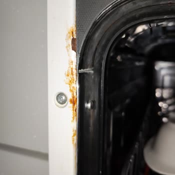 Vestel Bulaşık Makinesinde Kısa Sürede Paslanma Ve Kaba Servis Yaklaşımı