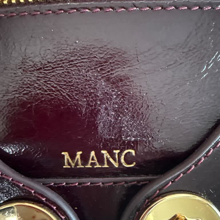 Çantada Çizik Ve Leke, Müşteri Hizmetlerinden Cevap Almama