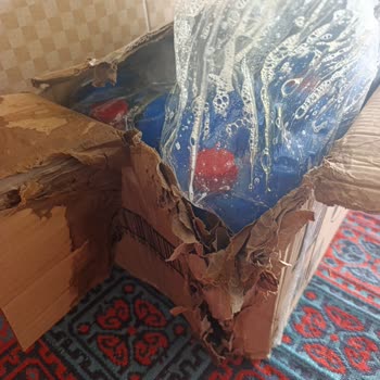 Hayat Pay Puanlarıyla Alınan Deterjanın Kargo Sızıntısı Ve Hasarlı Ambalajı