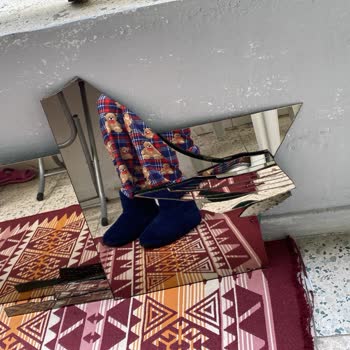 Gardırop Aynası Patladı Çocuk Ve Eş Yaralandı Acil Güvenlik İncelemesi Talebi