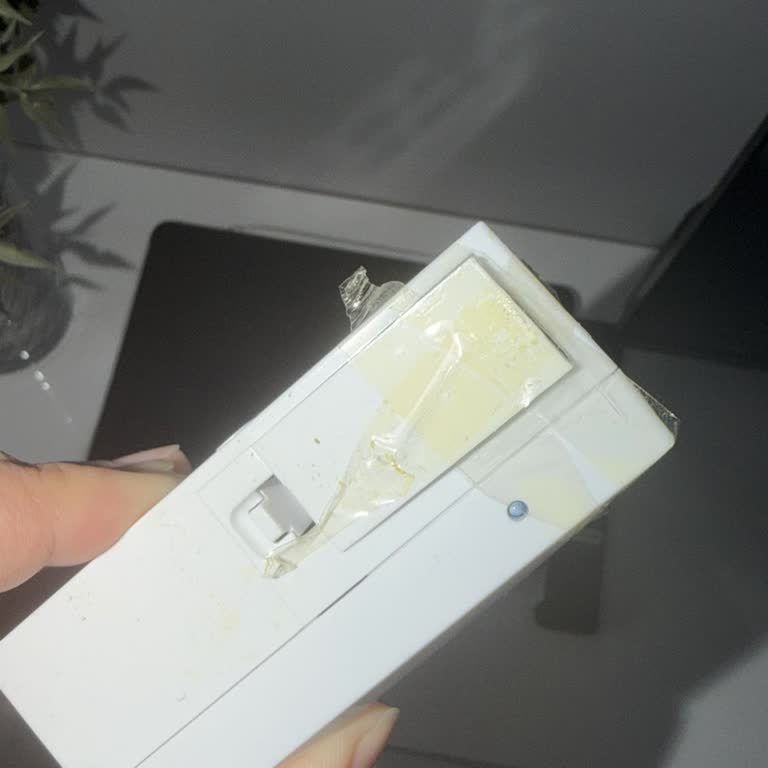 Kırık Pil Kapağı İçin Yedek Parça Temini Reddi