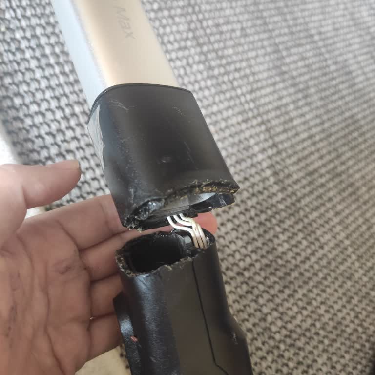 Philips SpeedPro Borusu Kırıldı: Dayanıklı Olmayan Parça Mağduriyet Yaratıyor