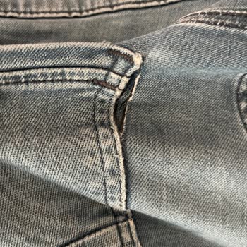 Mavi Pro Sport Kot Pantolonunda Erken Yırtılma Sorunu