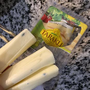 BİM Taraklı Tam Yağlı Dil Peynirinde Küf Sorunu