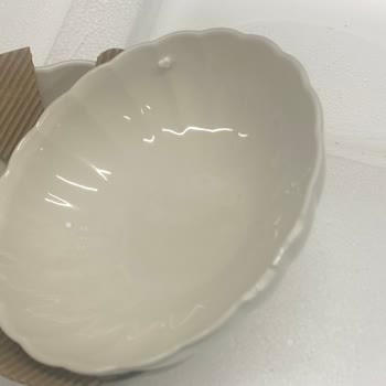 Kırık Yemek Takımı Ve Yetersiz Müşteri Desteği