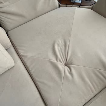 Köşe Koltukta Çökme Ve Kumaş Hataları, Mağaza Ve Müşteri Hizmetleri İlgisiz