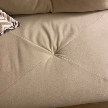 Köşe Koltukta Çökme Ve Kumaş Hataları, Mağaza Ve Müşteri Hizmetleri İlgisiz