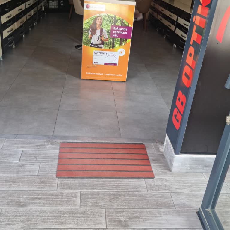 İzmir Karşıyaka’da Sürekli Elektrik Kesintileri İçin Kalıcı Çözüm Talebi