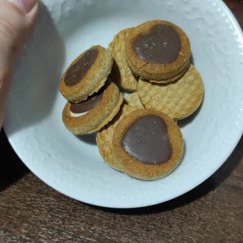 Torku Süt Kremalı Bisküvi Bayat Ve Çikolata Tadını Vermeyen Ürün Şikayeti