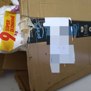 Amazon Yanlış Ürün Gönderdi Doğum Günü Hediyesini Deterjanla Mahvetti