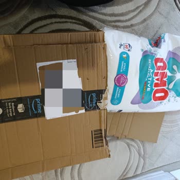 Amazon Yanlış Ürün Gönderdi Doğum Günü Hediyesini Deterjanla Mahvetti