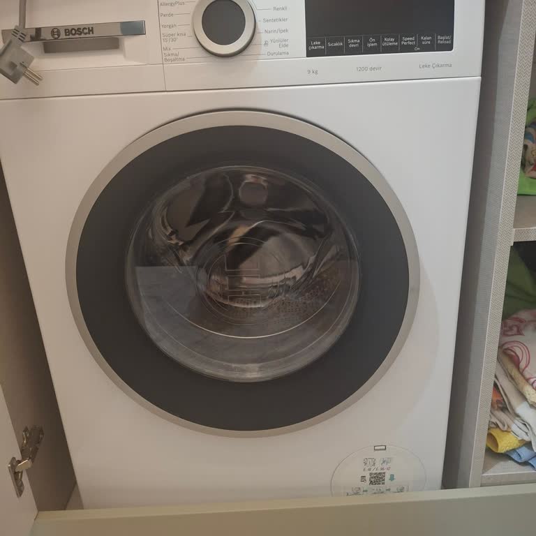 Garanti Süresi Dolmuş Bosch Çamaşır Makinesinin Ana Kartı Yanması Ve 10.500 TL Tamir Talebi