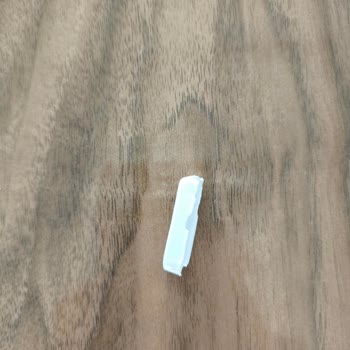 Garanti Kapsamındaki Kırılan Buzdolabı Kapak Rafı İçin Ücretsiz Değişim Talebi