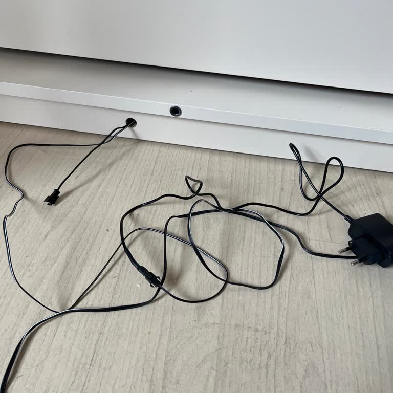 LED Bağlantısı Olmadan Bırakılan Gardırop Ve Cevapsız Müşteri Desteği
