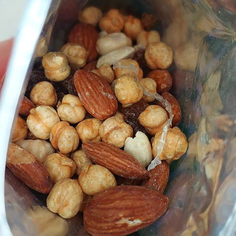 Peysan Kuruyemiş Ürünün İçinde Poşet Parçası Bulunması