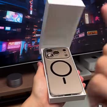 Reklamda Vaat Edilen Kaliteli Telefon Kılıfları Yerine Ucuz Plastik Kılıflar Gönderildi