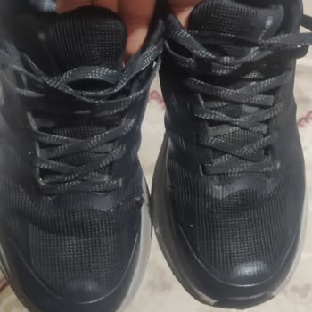 Lumberjack Spor Ayakkabısının Kısa Sürede Yırtılması Ve Üretim Hatası Reddi