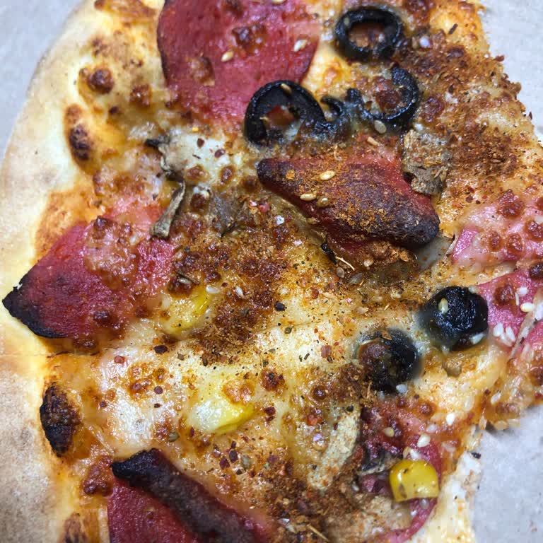 Domino's Pizza Şubesinden Gecikmeli Ve Yanık Sipariş İçin Tam İade Talebi