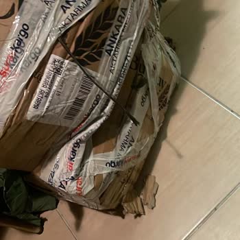 Sürat Kargo’da Açılan Ve Çalınan Paket: 3000 TL Zarar