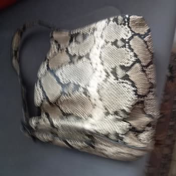 Hasarlı Yılan Derisi Çanta Teslimatı Ve Değişim Talebi