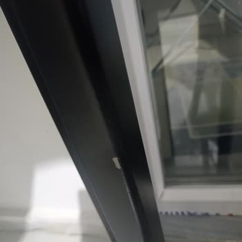 Yeni Stage Mutfak Masasında Boya Dökülmesi, Garanti Kapsamı Reddi