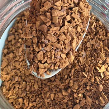 Zırhlı Market Nescafe Gold Cam Kavanozunda Örümcek Ağına Benzer Yabancı Madde
