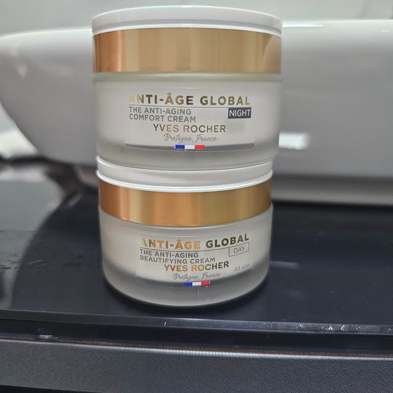 Yves Rocher Nemlendirici Kremlerde Sivilcelenme Ve İade Talebi