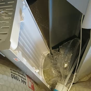 Manevi Değeri Yüksek Eşyalarım Hasar Gördü, Aras Kargo’da Bilgilendirme Ve İşlem Eksikliği