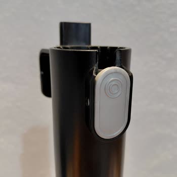 Bosch Unlimited 7 XXL Dikey Süpürge Emme Borusu Bağlantı Parçası Kırıldı Ve Yedek Parça Bulunamıyor