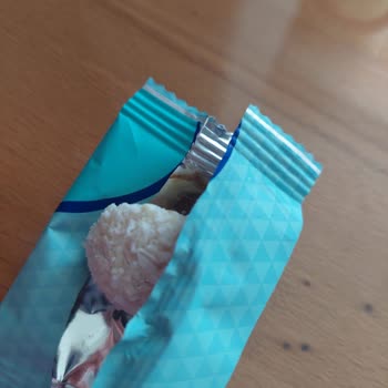 Şok Market’te Karmen Çikolatası Yarım Çıktı