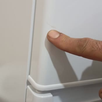 Hasarlı Kapaklı Buzdolabı Ve İlgisiz Şirket Yaklaşımı